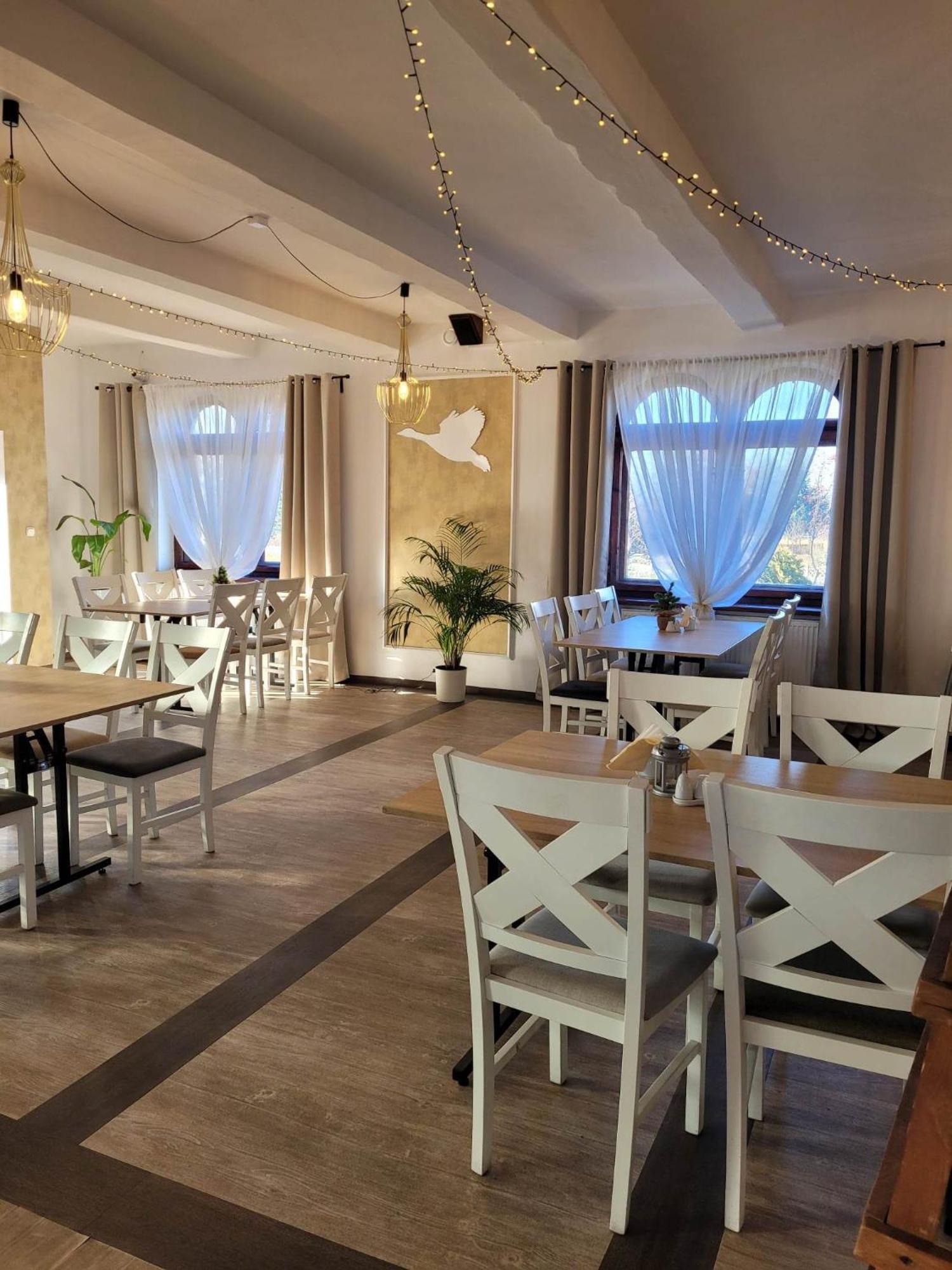 Zlote Pioro Bed & Breakfast Nisko Екстериор снимка