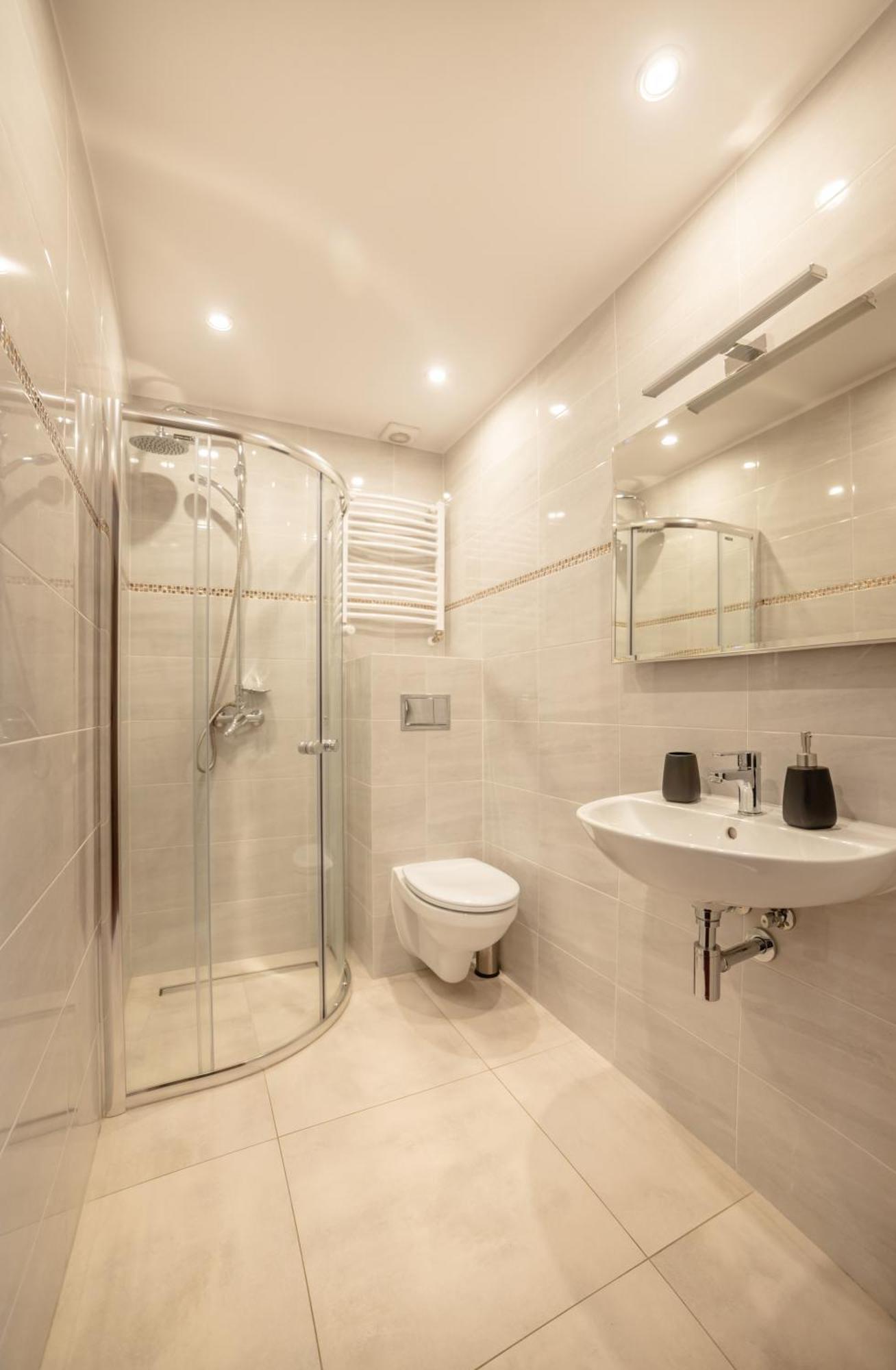 Zlote Pioro Bed & Breakfast Nisko Екстериор снимка